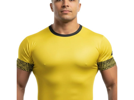 Shirt-Lifting yellow